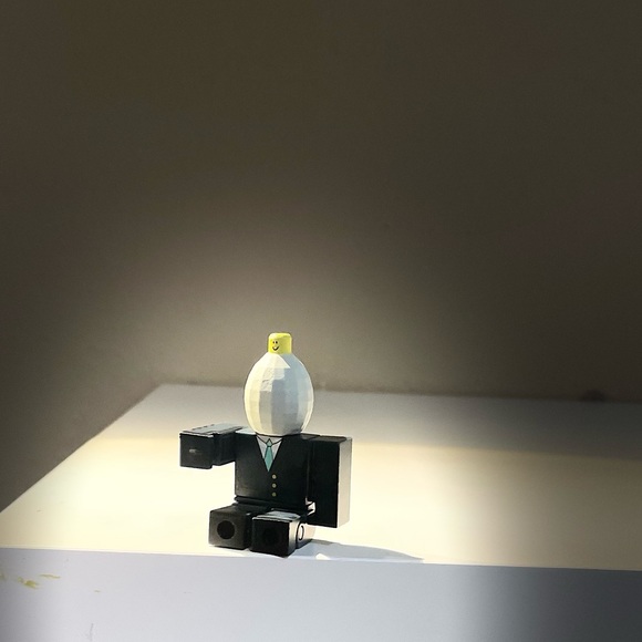 ROBLOX 👾famous figurines👾 - Picture 4 of 4